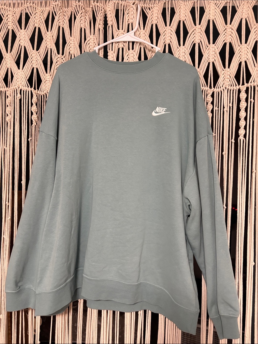 Nike Light Sage Green Pullover Sweatshirt
